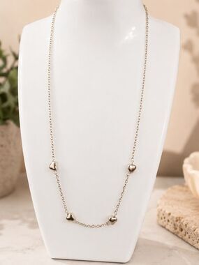 Silver Heart Station Necklace Women Jewelry